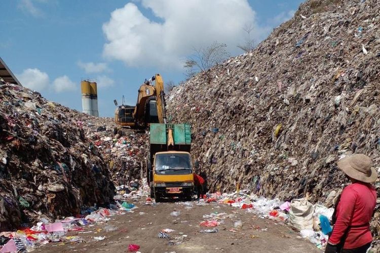 Pembatasan Sampah Organik Diberlakukan, Volume Sampah di TPA Peh Jembrana Turun Hampir Separuh