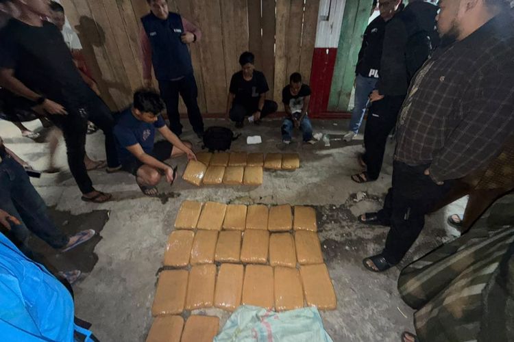 Hampir 30 Kg Ganja Disita di Agam, BNNP Sebut Perintah Berasal dari Dalam Lapas