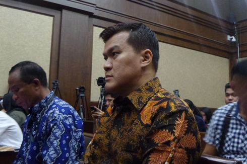 Andi Narogong: Saya Diomelin, Dimaki-maki, Dilempar Piring oleh Irman