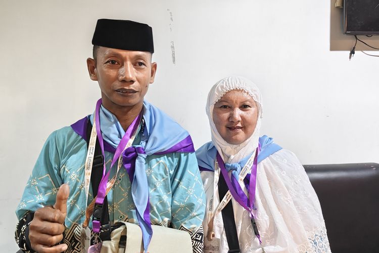 Cerita Kamiseng, Tukang Becak Naik Haji dari Uang Tabungan di Celengan