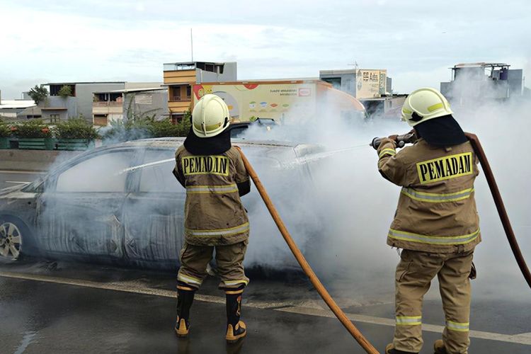 Kesiapan Gulkarmat Hadapi Kebakaran Mobil Listrik di Jakarta