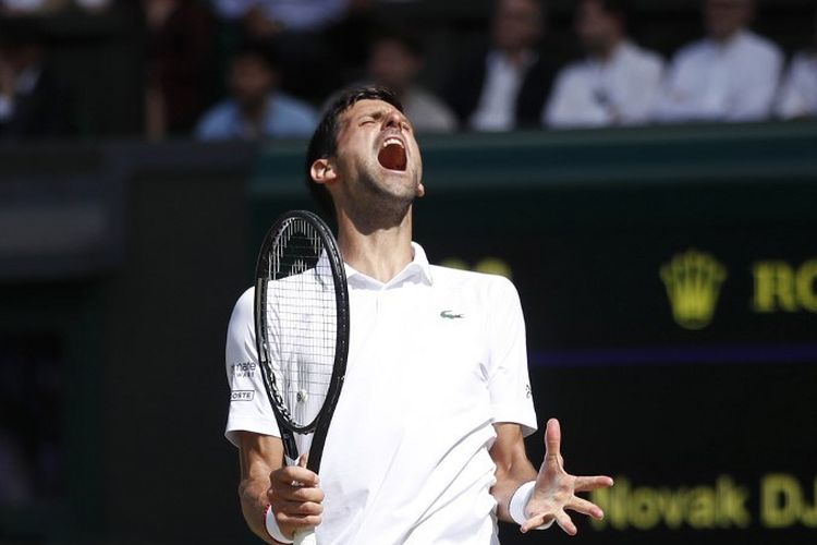 Novak Djokovic memenangi semifinal Wimbledon 2019, 12 Juli 2019. 