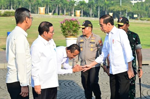 Berangkat ke Cilegon, Jokowi Naik Super Puma dari Monas
