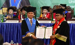 Raih Gelar Profesor, Ketua KPPU Cetak Rumus 