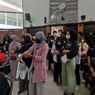 [POPULER JABODETABEK] Dukungan untuk Bharada E yang Dituntut 12 Tahun Penjara | Nasib Konsumen Meikarta: Gagal Dapat Apartemen dan Digugat Rp 56 Miliar