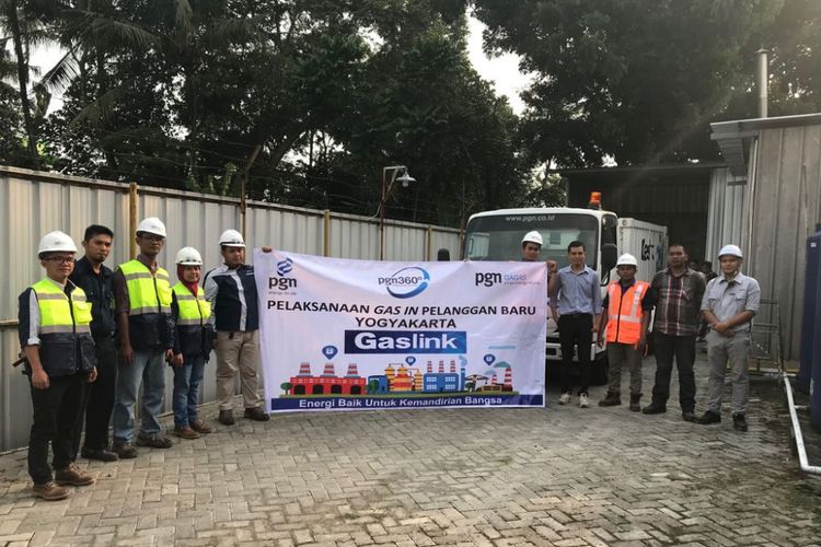 PGN siap menyalurkan gas untuk keperluan produksi bakpia kukus merek Tugu Jogja milik CV Tugu Jogja Istimewa di Yogyakarta.