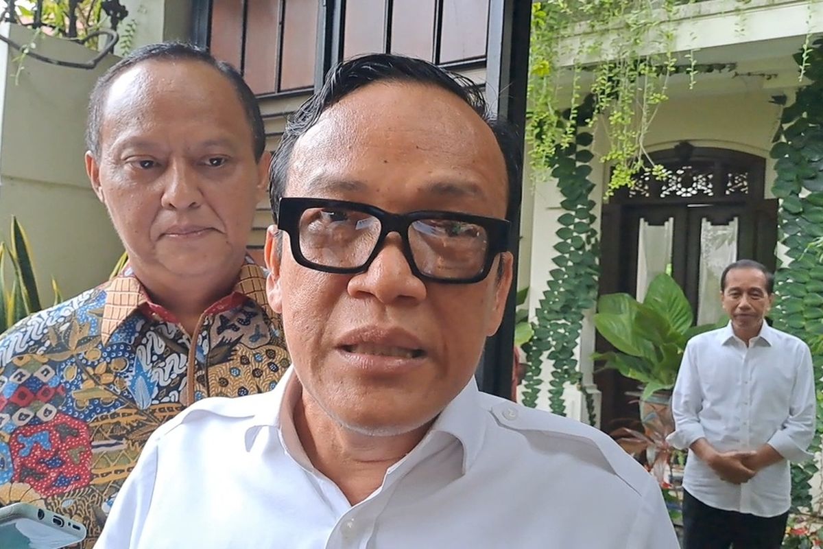 Wamenker Noel Temui Jokowi di Solo, Ini yang Dibahas