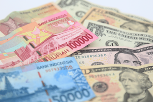 Dollar Hari Ini Tembus Rp 18.000, Ini Penyebab Rupiah Terpuruk ke Level Terendah