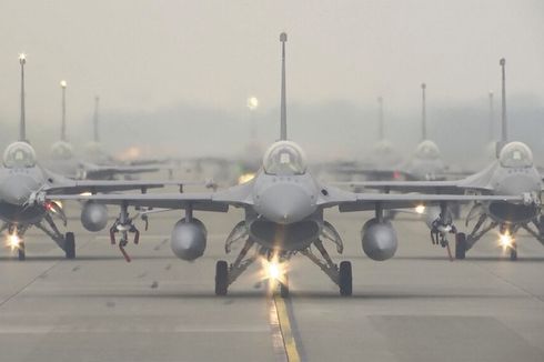 Jet F-16 Taiwan Jatuh ke Laut, Pelatihan Tempur Ditangguhkan