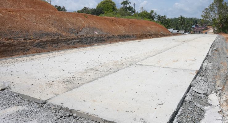 Ini Sebabnya Jalan Beton Baru Tak Langsung Dibuka Meski Sudah Kering