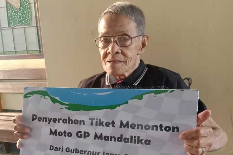 Mantan pebalap motor nasional yang kini menjadi penghuni Panti Wreda Karitas, Cimahi, Tjetjep Euwjong Herjana (83) mendapatkan  kesempatan untuk menyaksikan event balap internasional MotoGP di Sirkuit Mandalika, Lombok, Nusa Tenggara Barat (NTB).