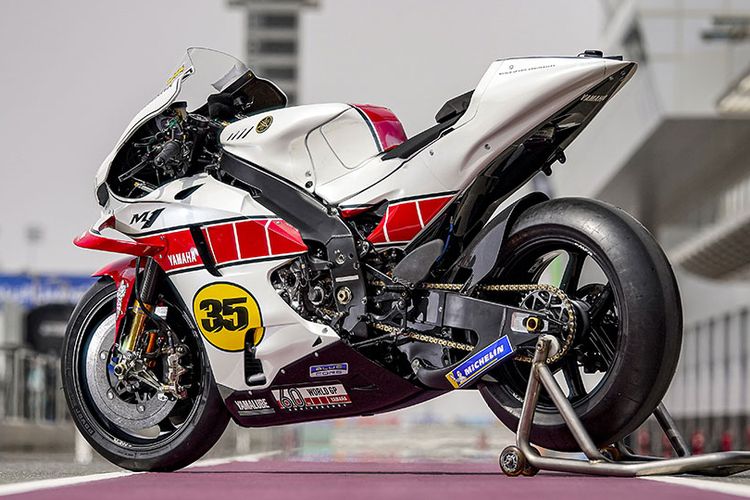Livery speed block Yamaha dengan warna putih dan merah untuk memperingati 60 tahun balapan di grand prix