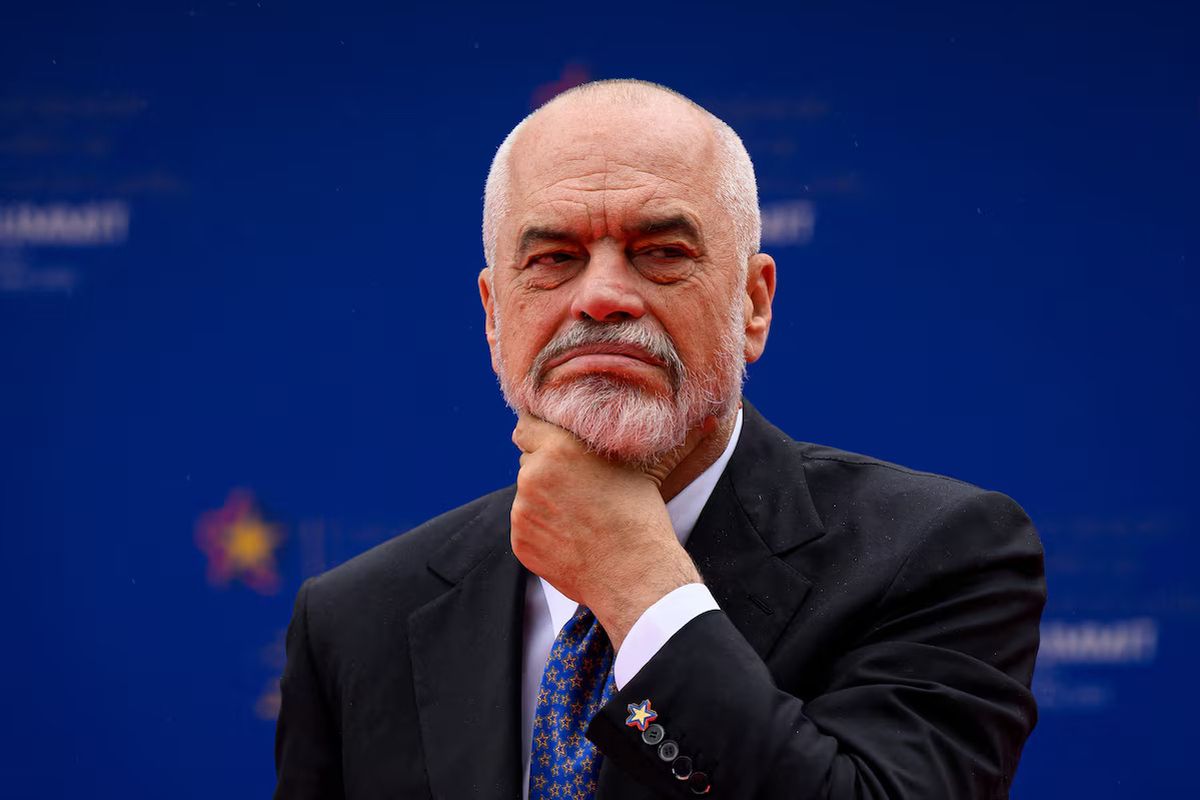 Perdana Menteri Albania, Edi Rama tunjuk AI bernama Diella sebagai menteri untuk mengawasi seluruh proses pengadaan barang dan jasa negara
