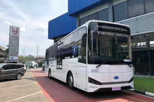 Banjir Impor Bus Listrik CBU, Industri Karoseri Lokal Jadi Penonton