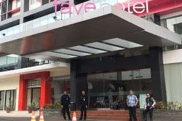 Favehotel Ahmad Yani, Bekasi terletak dekat pintu tol Bekasi Barat. Sabtu (21/5/2016), Archipelago International meresmikan hotel ini sebagai favehotel ke-42 di Indonesia. 