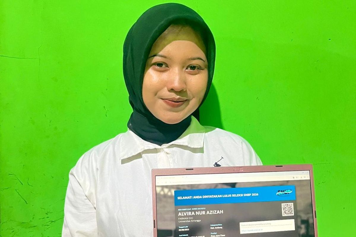 Alvira, Bocah 14 Tahun yang Lolos Farmasi UNAIR Jalur SNBP 2026