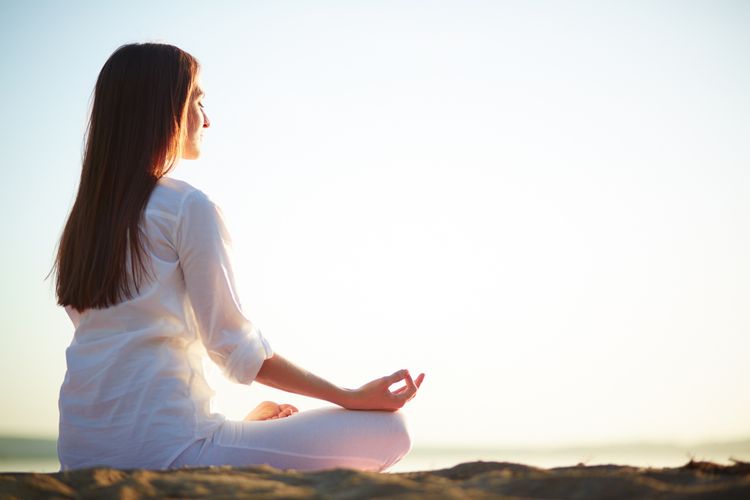 Olah Batin Tak Harus Duduk, Ketahui Teknik Meditasi Berjalan