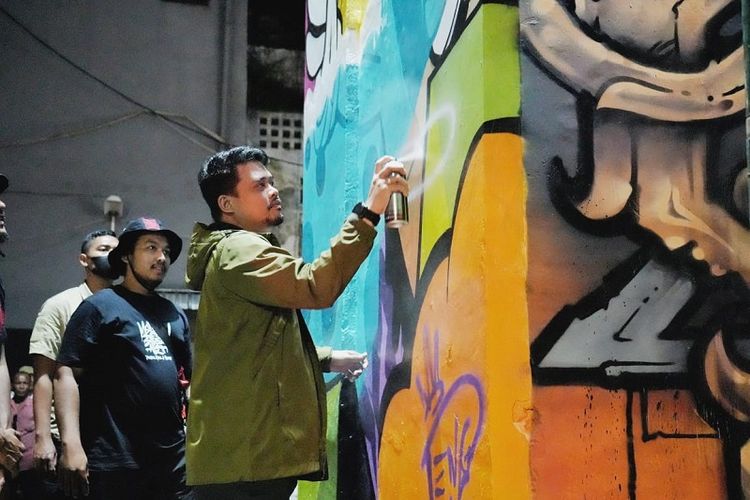 Dukung dan memberikan wadah bagi penggiat seni mural, Walkot Bobby Nasution hadirkan Medan Street Art Festival Mural dan Grafitti 2022 mulai tanggal 2-4 Desember 2022. 