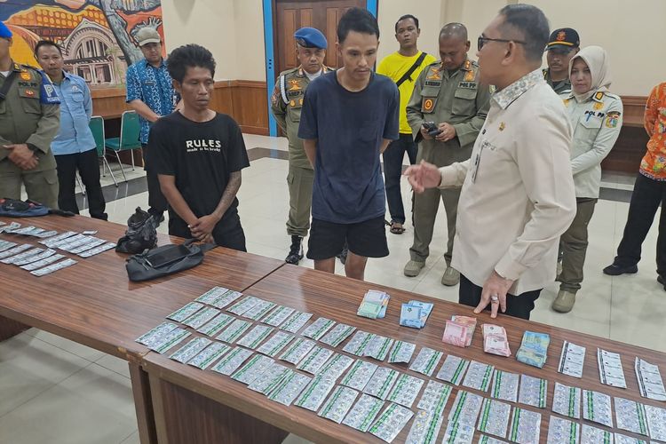 Satpol PP Tangkap 2 Penjual Tramadol-Hexymer Ilegal di Tanah Abang, 4.000 Butir Disita
