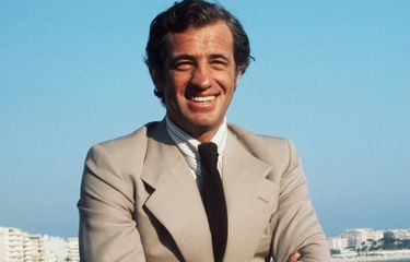 Aktor Jean-Paul Belmondo menghadiri Festival Film Cannes pada Mei 1974. Aktor yang dianggap sebagai simbol New Wave di industri perfilman pada 1960an tersebut meninggal dunia pada usia 88 tahun. 