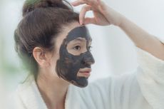 7 Cara Menghilangkan Komedo secara Alami dengan Skincare dan Perawatan