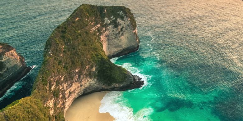 Pantai Kelingking di Nusa Penida, Bali. 