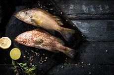 4 Cara Pilih Ikan Segar buat BBQ pada Malam Tahun Baru