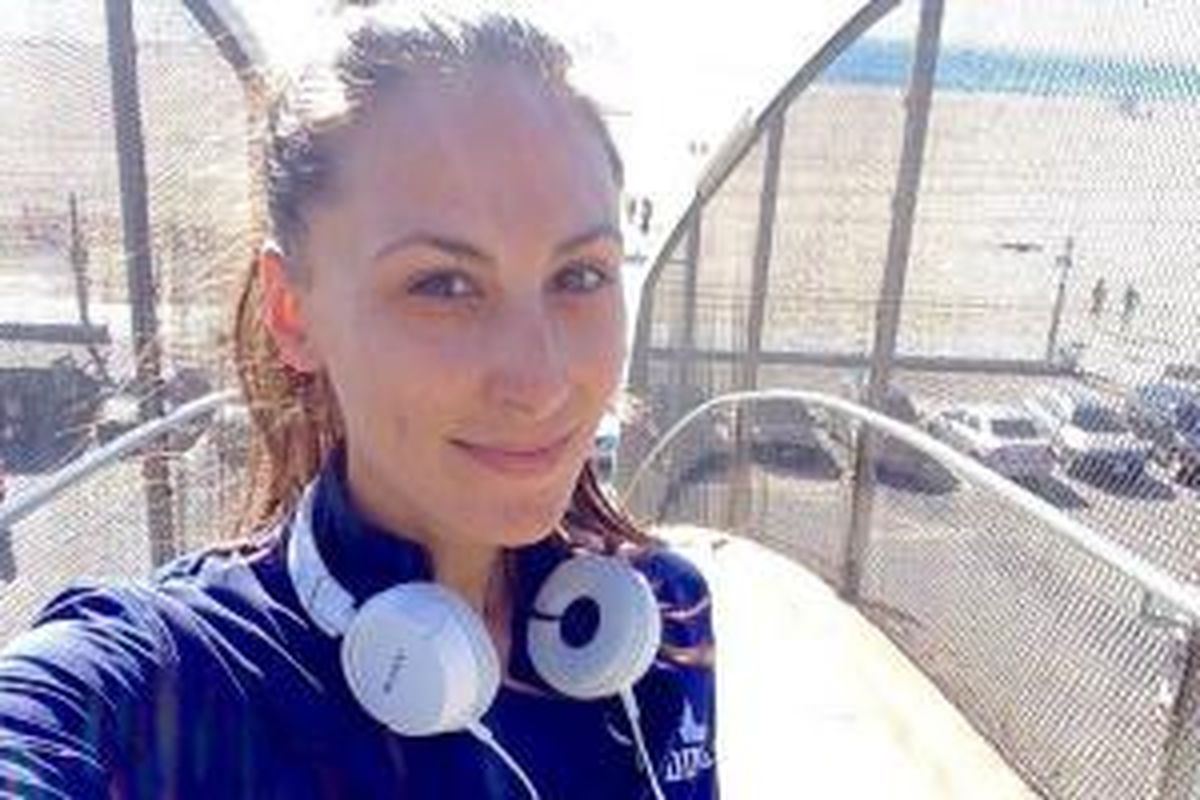 Kisah Julia Price yang nyaris menjadi korban pelecehan saat sedang jogging, telah mendapatkan 40.000 share oleh pemilik akun Facebook di seluruh dunia. 