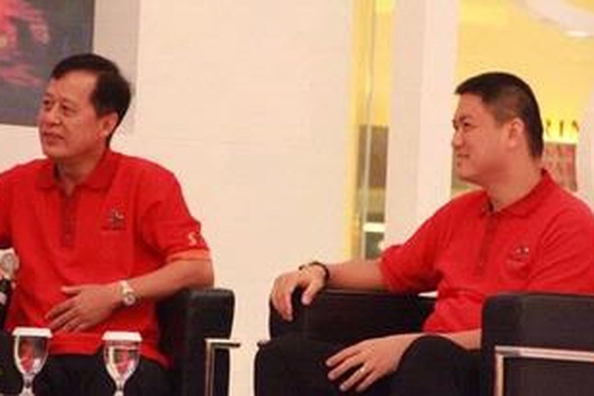 Direktur Summarecon Serpong S. Benjamin (kiri) dan Direktur Summarecon Agung Soegianto Nagaria (kanan)
