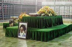 Pengebom Bunuh Diri Serang Makam Ayatollah Khomeini di Teheran