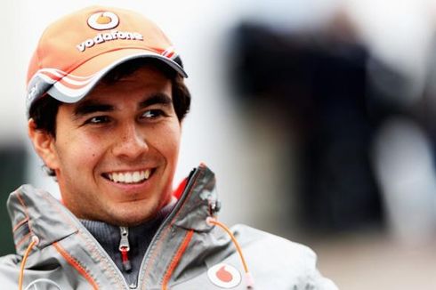 Sergio Perez Setuju Poin Ganda pada Seri Terakhir Formula One