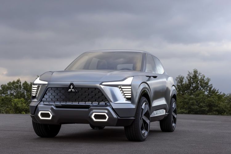 Mitsubishi XFC Concept