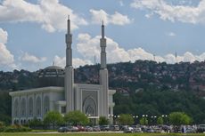 Ada Masjid Istiqlal di Bosnia, Hadiah dari Presiden Soeharto