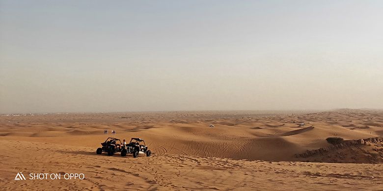 Kegiatan Dune Bashing yang diambil melalui OPPO R17 Pro