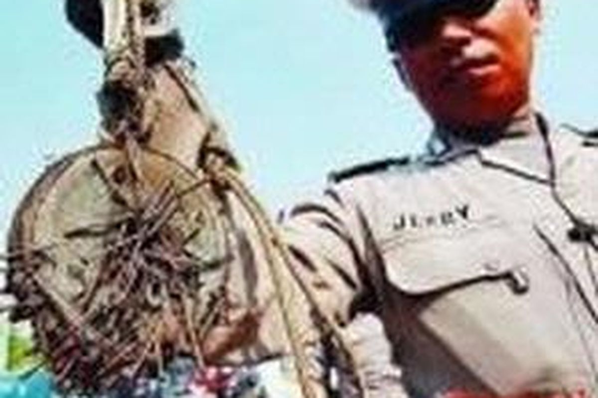 Dalam dua jam operasi penyapuan ranjau paku yang dilakukan pihak TMC Polda Metro Jaya, diperoleh sekitar dua kilogram paku.