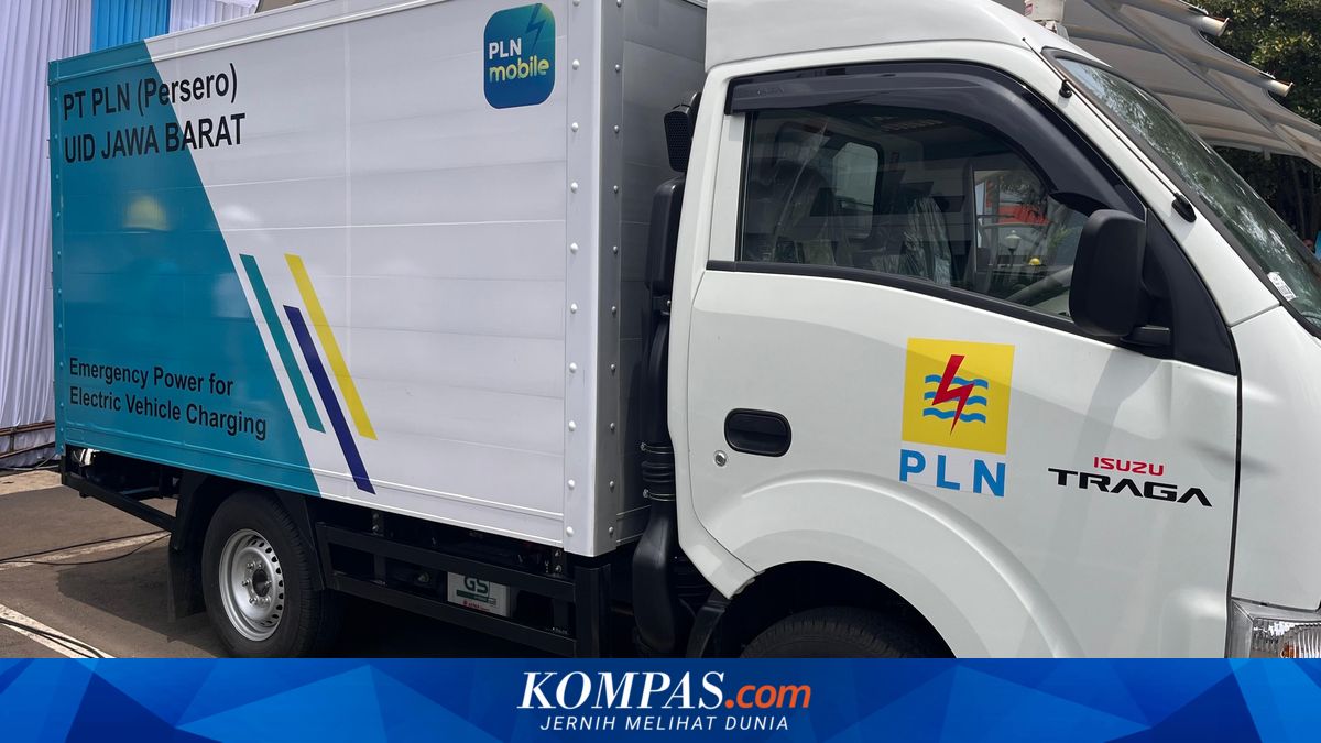 PLN Siapkan 12 SPKLU Mobile Saat Libur Lebaran