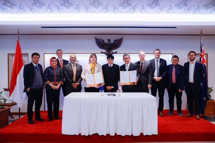 Persatuan Insinyur Indonesia (PII) dan Engineering Australia menandatangani Mutual Recognition Agreement (MRA) di Canberra, Jumat (30/6/2023). 