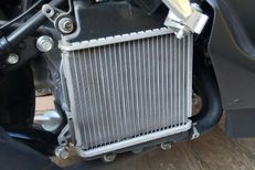 Penyebab Indikator Overheat pada Skutik Sering Menyala