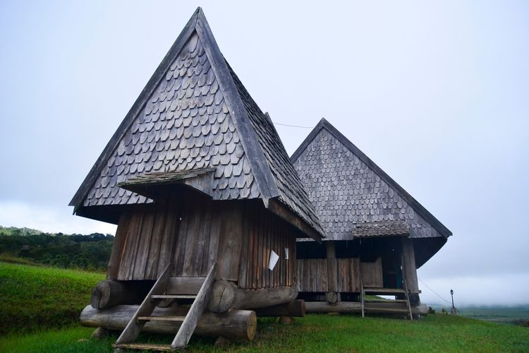 Rumah Tambi.