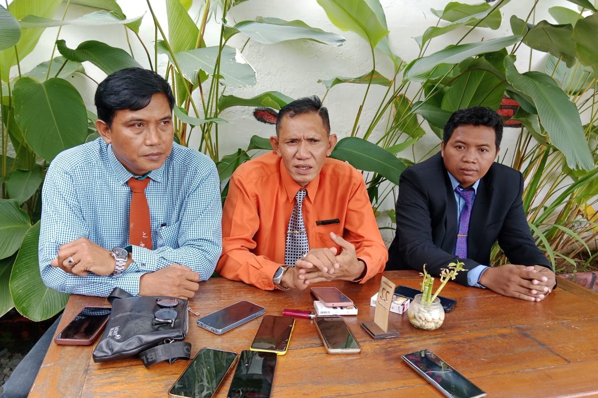 Kuasa hukum SA saat konferensi pers terkait harapan restorative justice untuk kliennya, Kamis (12/6/2025) 