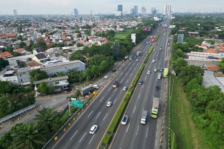 Berikut ini jadwal pembatasan angkutan barang di Jalan non tol  saat libur Nataru mulai 20 Desember 2024