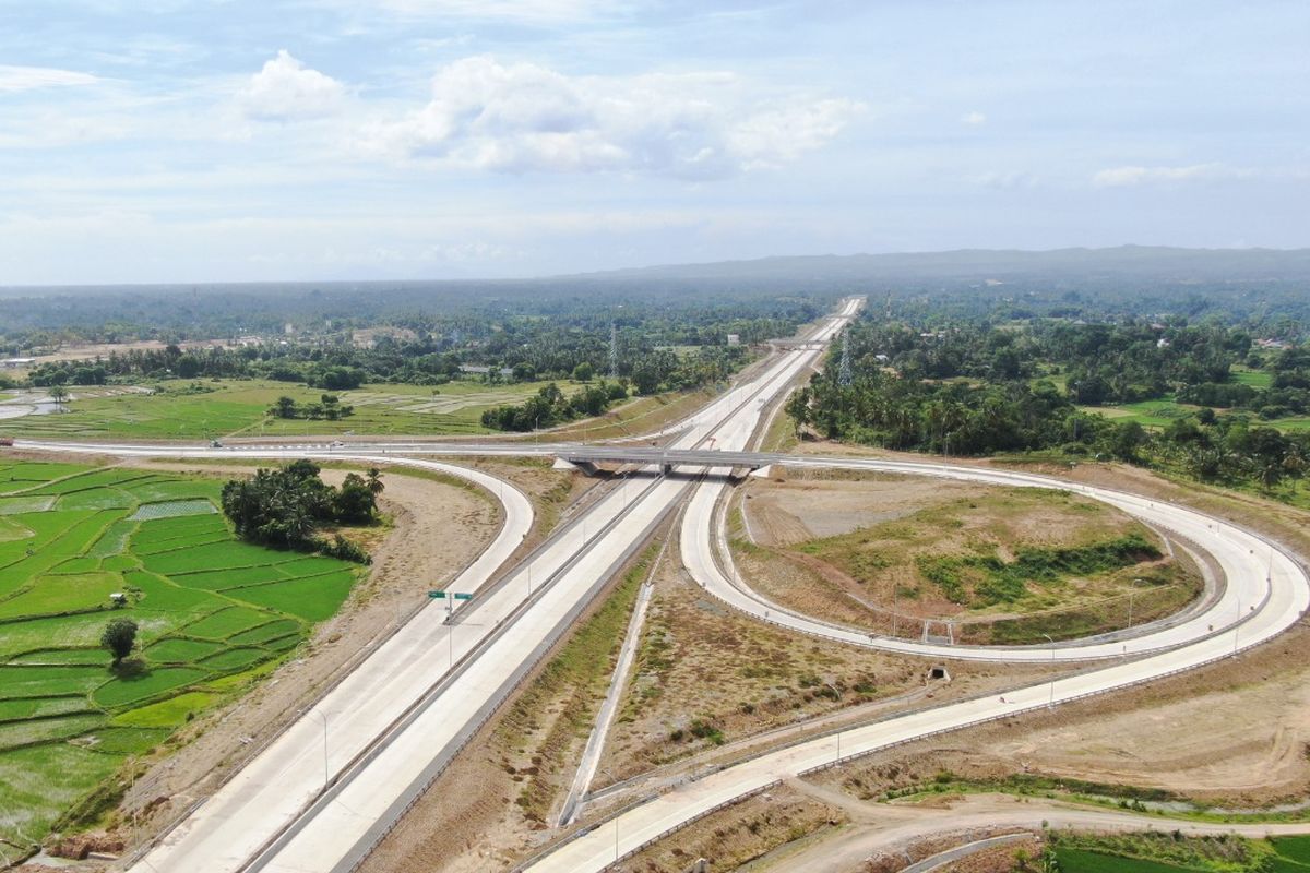 Ruas tol yang dibangun sepanjang 13,5 kilometer ini menjadi bagian dari Jalan Tol Trans Sumatera (JTTS)