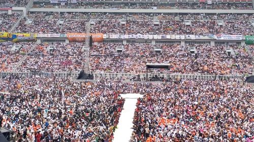 Lautan Massa Sesaki Kampanye Akbar Anies-Muhaimin di JIS