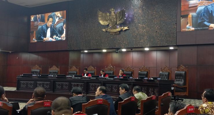 Bagi-bagi Buku Bergambar Paslon Jadi Dalil Gugatan Pilbup Bolaang Mongondow Selatan