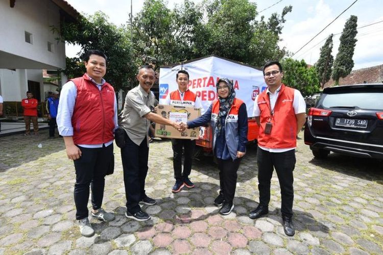 Pertamina salurkan bantuan untuk korban gempa bumi di Cianjur, Jawa Barat (Jabar), Selasa (23/11/2022) 