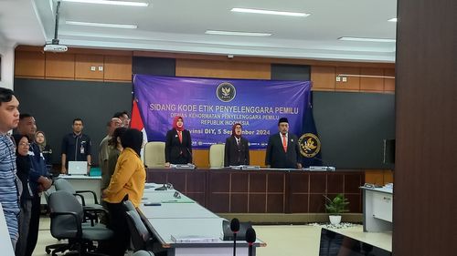 Ketua Bawaslu Sleman Jalani Sidang DKPP, Apa yang Terjadi?