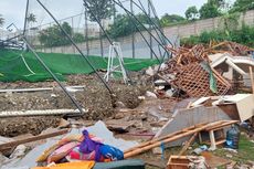 2 Rumah di Cimahi Hancur Diterjang Banjir, Penghuni Terpaksa Mengungsi