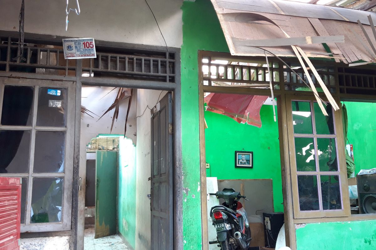 Dua unit rumah yang rusak berat di RT 006 RW 002, Cibubur, Jakarta Timur, Rabu (13/3/2019)