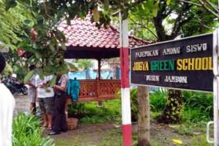 Jogja Green School di Sleman menerima ancaman bom pada Rabu (3/2/2016).