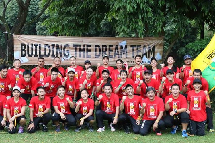 Tim Piala Thomas dan Uber Indonesia 2018 mengikuti kegiatan team building yang berlangsung di Hotel Aston Bogor, pada 11-12 Mei.